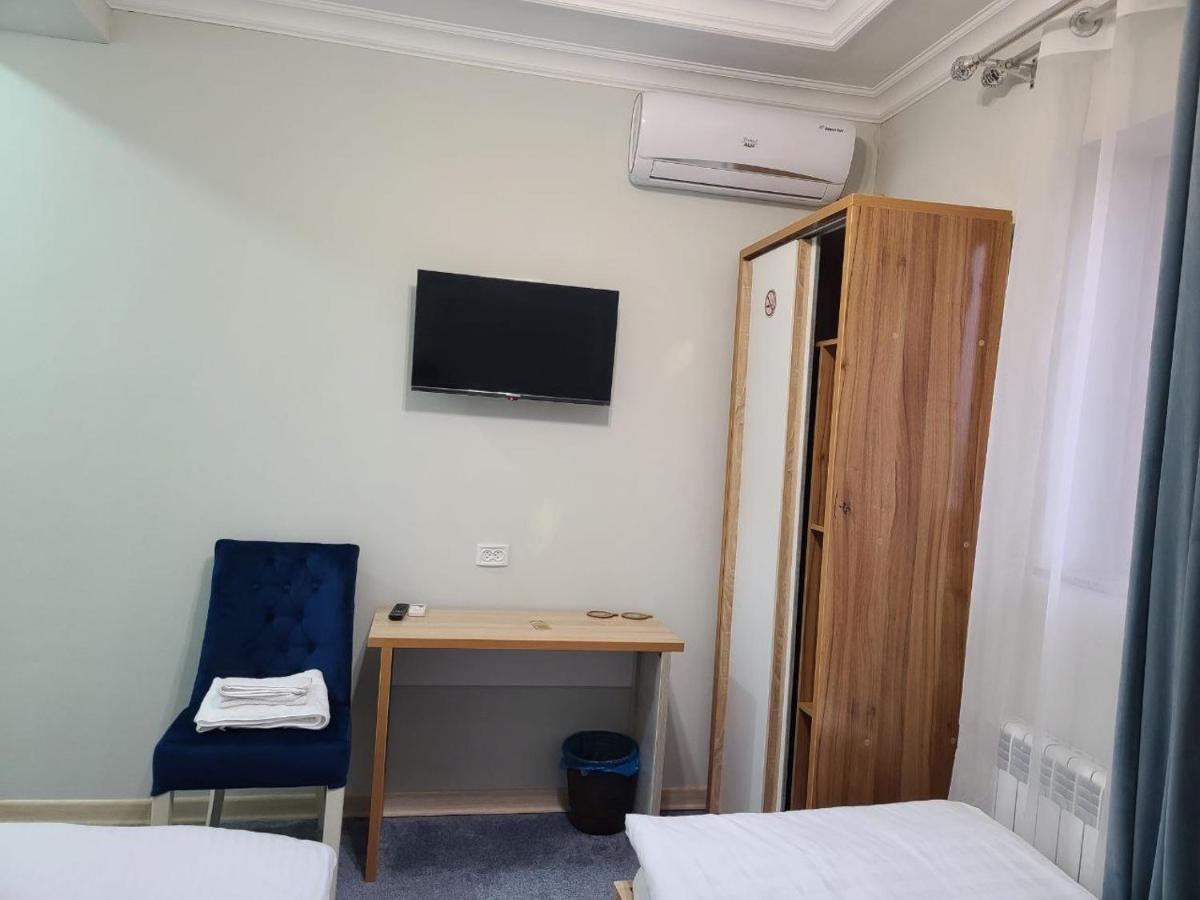 Hotel Plus 1 Самарканд Екстериор снимка